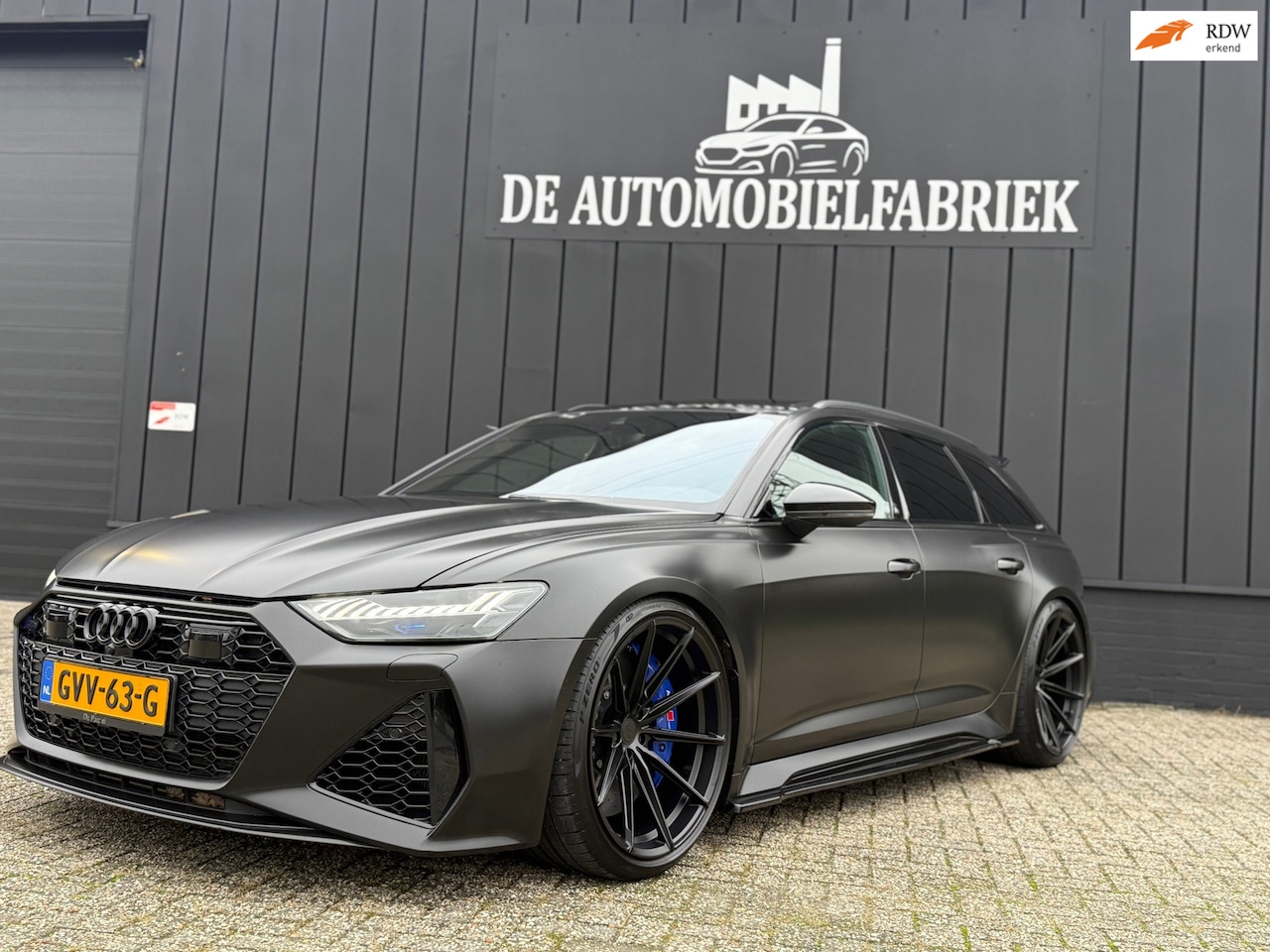Audi A6 Avant - RS 6 TFSI Satin black Head Up B&O 22 inch WF - AutoWereld.nl
