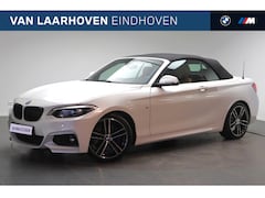 BMW 2-serie Cabrio - 220i High Executive M Sport Automaat / Sportstoelen / Achteruitrijcamera / Comfort Access