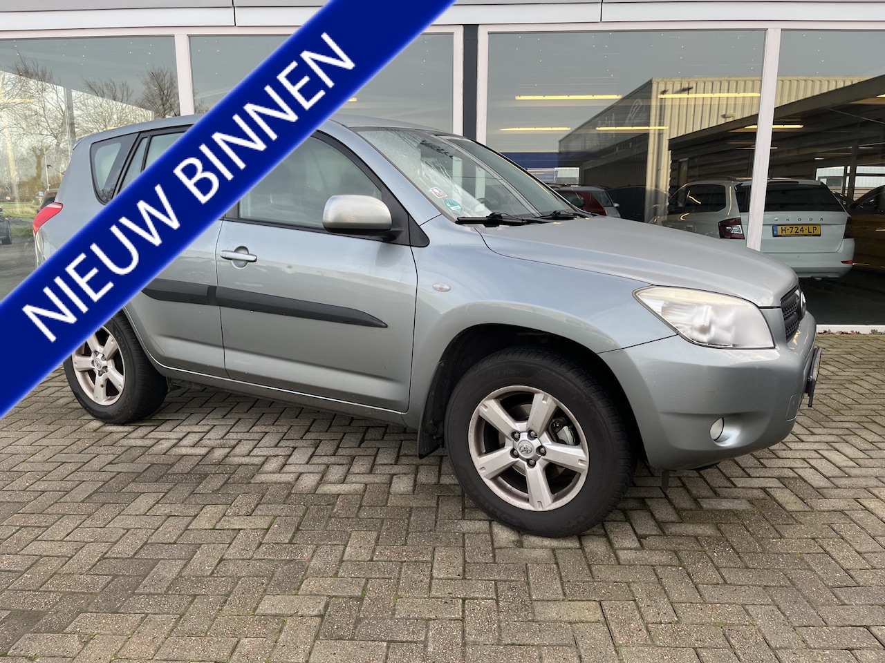 Toyota RAV4 - 2.0 VVTi Linea Sol Clima / Nav / Cruise / Lmv - AutoWereld.nl