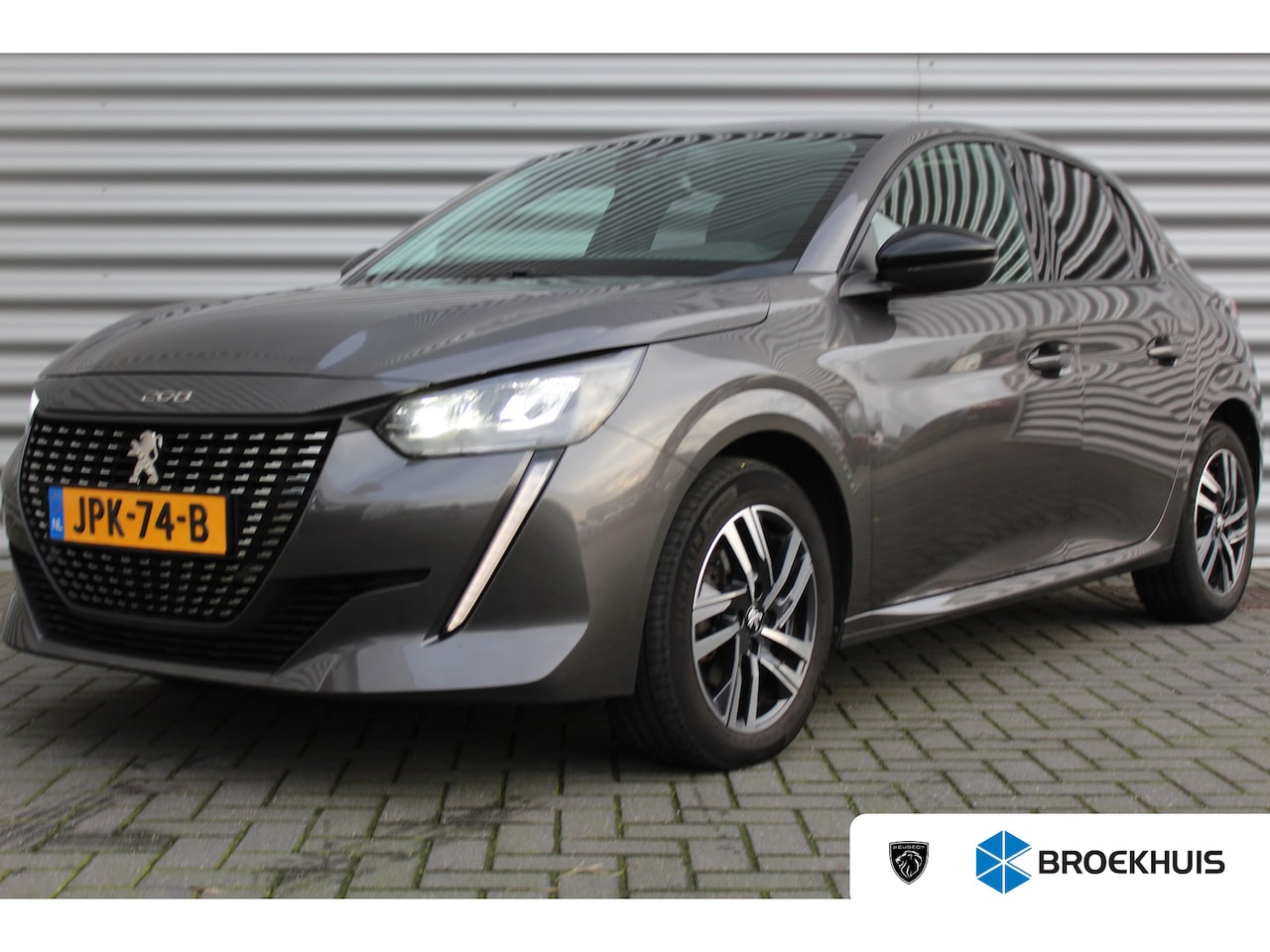 Peugeot 208 - 1.2 PURETECH 100PK ALLURE PACK / NAVI / LEDER / CLIMA / FULL-LED / PDC / CAMERA / 16" LMV - AutoWereld.nl
