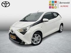 Toyota Aygo - 1.0 VVT-i x-play Apple Carplay Android