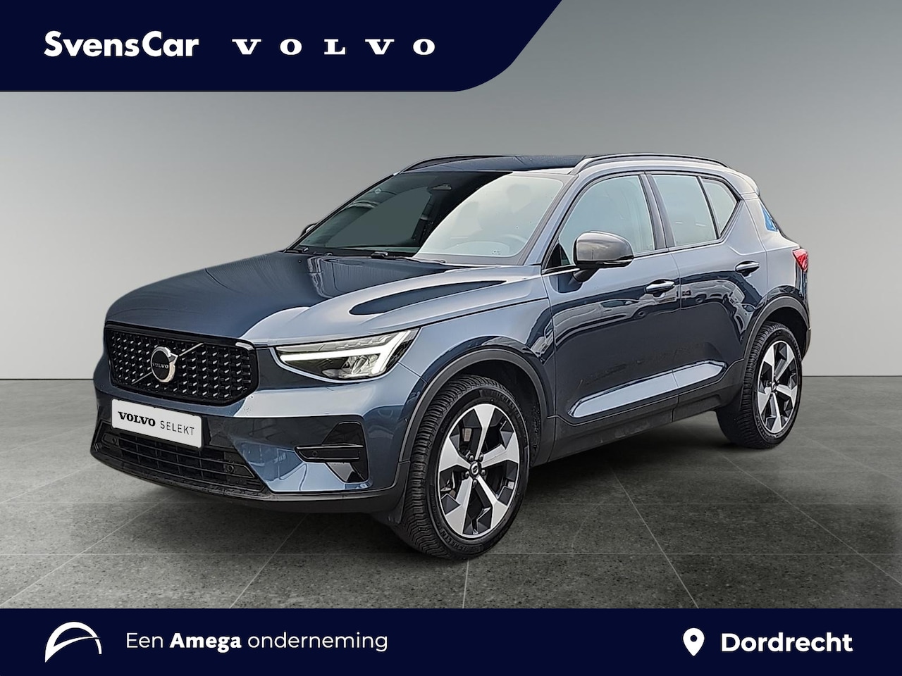 Volvo XC40 - 2.0 B4 Plus Dark | Trekhaak | Verwarmbare voorruit | Stoelverwarming | Adaptive Cruise Con - AutoWereld.nl