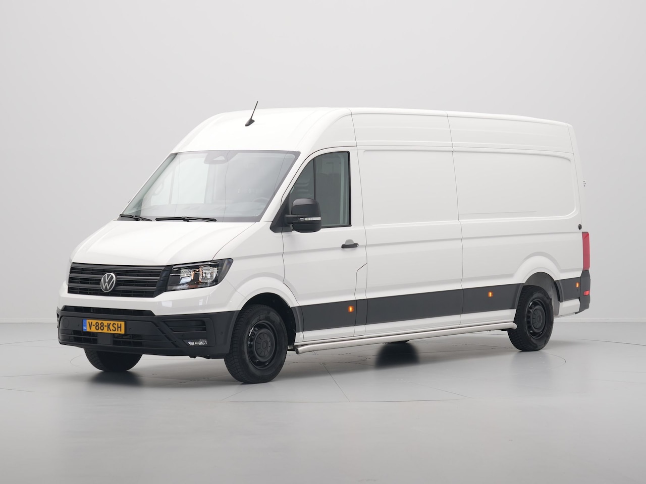 Volkswagen Crafter - 35 2.0 TDI 103kW 140PK L4H3 Highline EURO VI AUT Camera, navigatie,betimmering - AutoWereld.nl