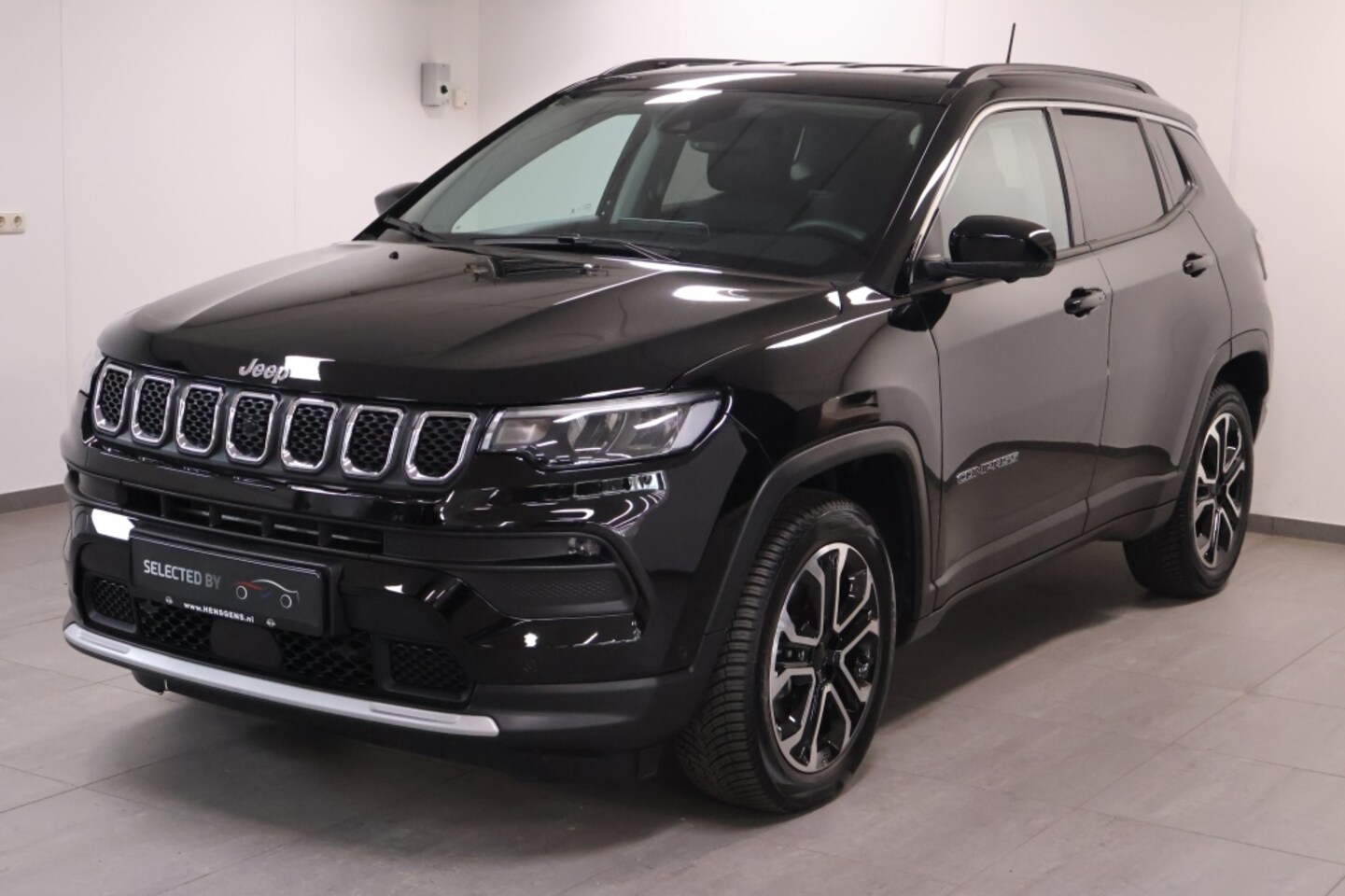 Jeep Compass - 1.5T e-Hybrid Limited 1.5T e-Hybrid Limited - AutoWereld.nl