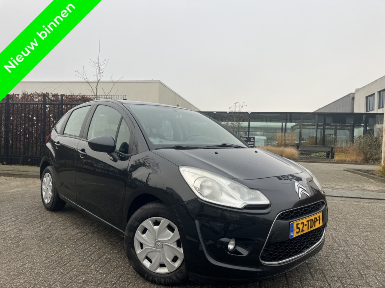 Citroën C3 - 1.6 eHDi luxe Black Cruisecontrol Airco - AutoWereld.nl