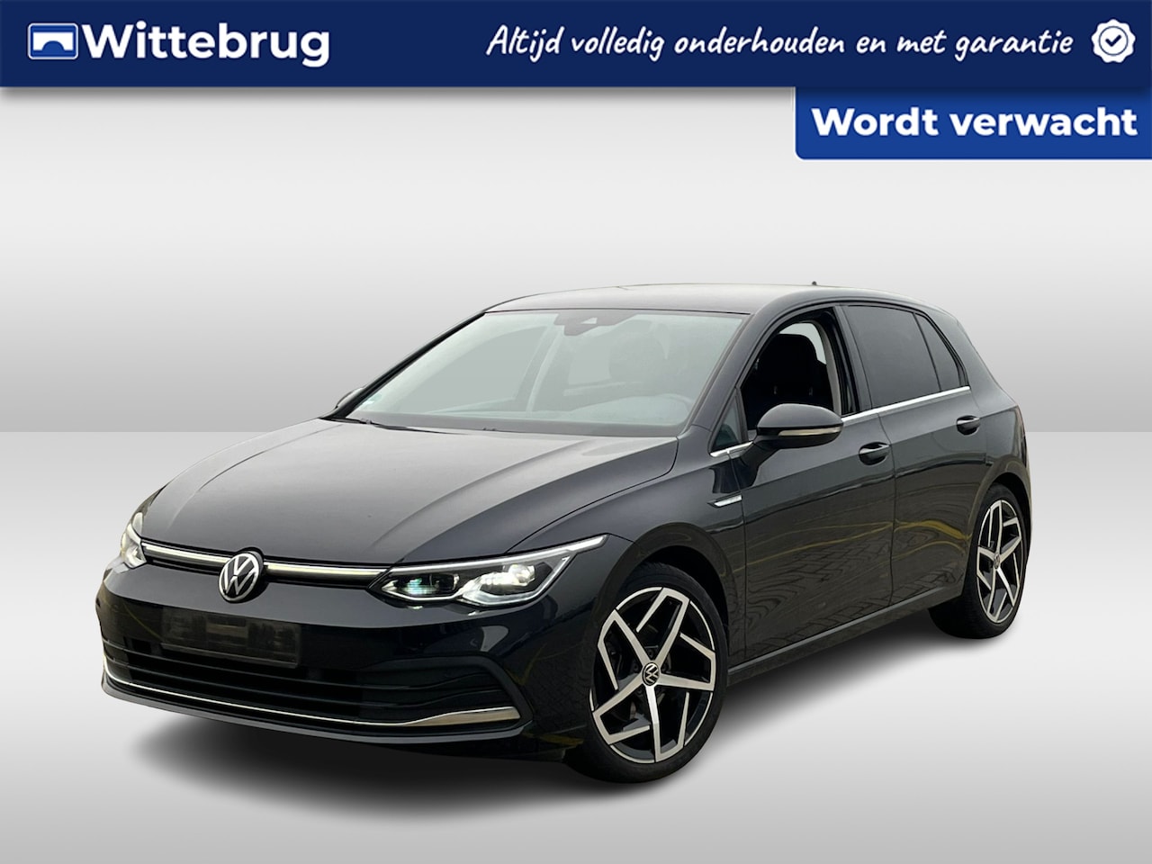 Volkswagen Golf - 1.5 eTSI 150pk Style DSG Automaat / Navigatie PRO / LM 18 inch / Park Assist / Camera / Ke - AutoWereld.nl