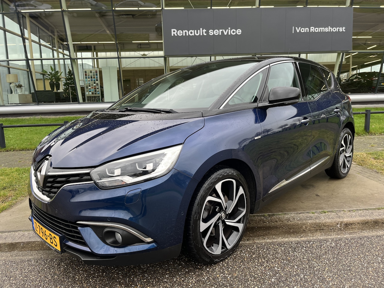 Renault Scénic - 1.3 TCe 140 PK Bose / Leder / Camera / Pano-dak / Parkeersensoren V+A / Stoelverw. / Elek. - AutoWereld.nl