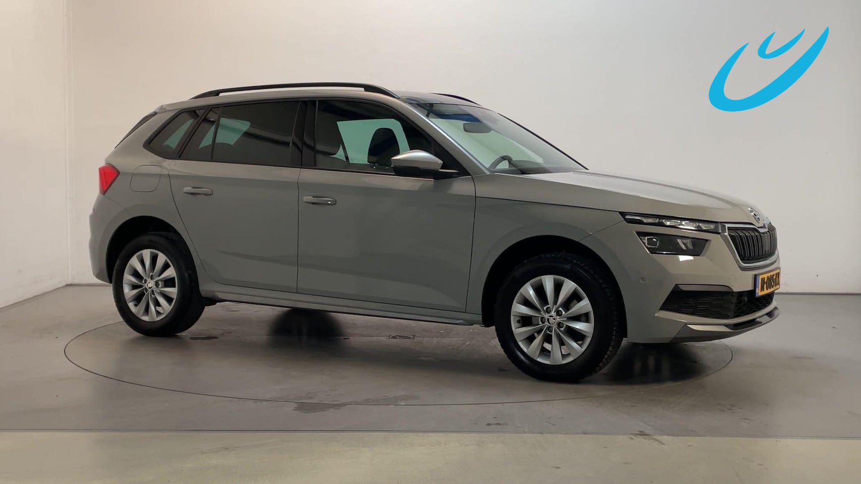 Skoda Kamiq - 1.0 TSI 110pk Business Edition Panoramadak Virtual Cockpit Camera Navigatie DAB+ - AutoWereld.nl