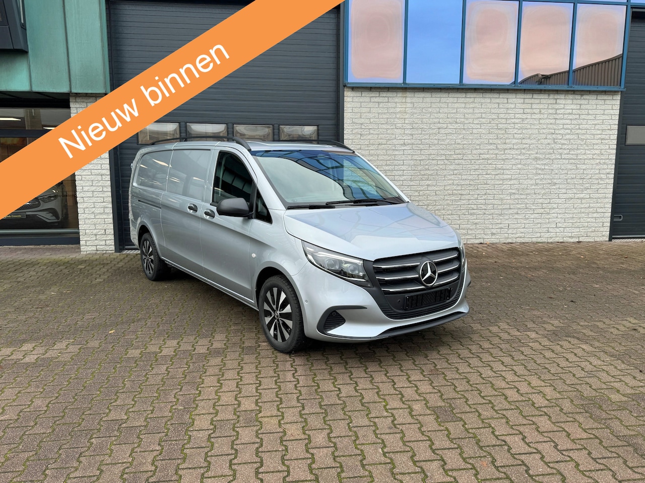 Mercedes-Benz Vito - 119 L3 Select 2x Schuifdeur Bpm vrij Multibeam Trekhaak 2.5T Stoel Stoel Deuren Leder 9G-T - AutoWereld.nl