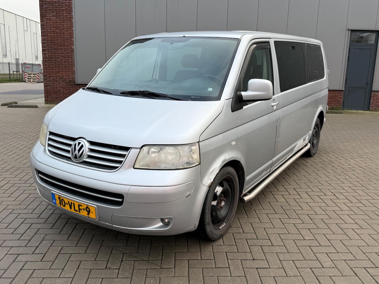 Volkswagen Transporter - 2.5 TDI 340 4Motion Trendline DC Edition 60 Leer Airco Dubbele Cabine Bomvol Grijs 2007 - AutoWereld.nl
