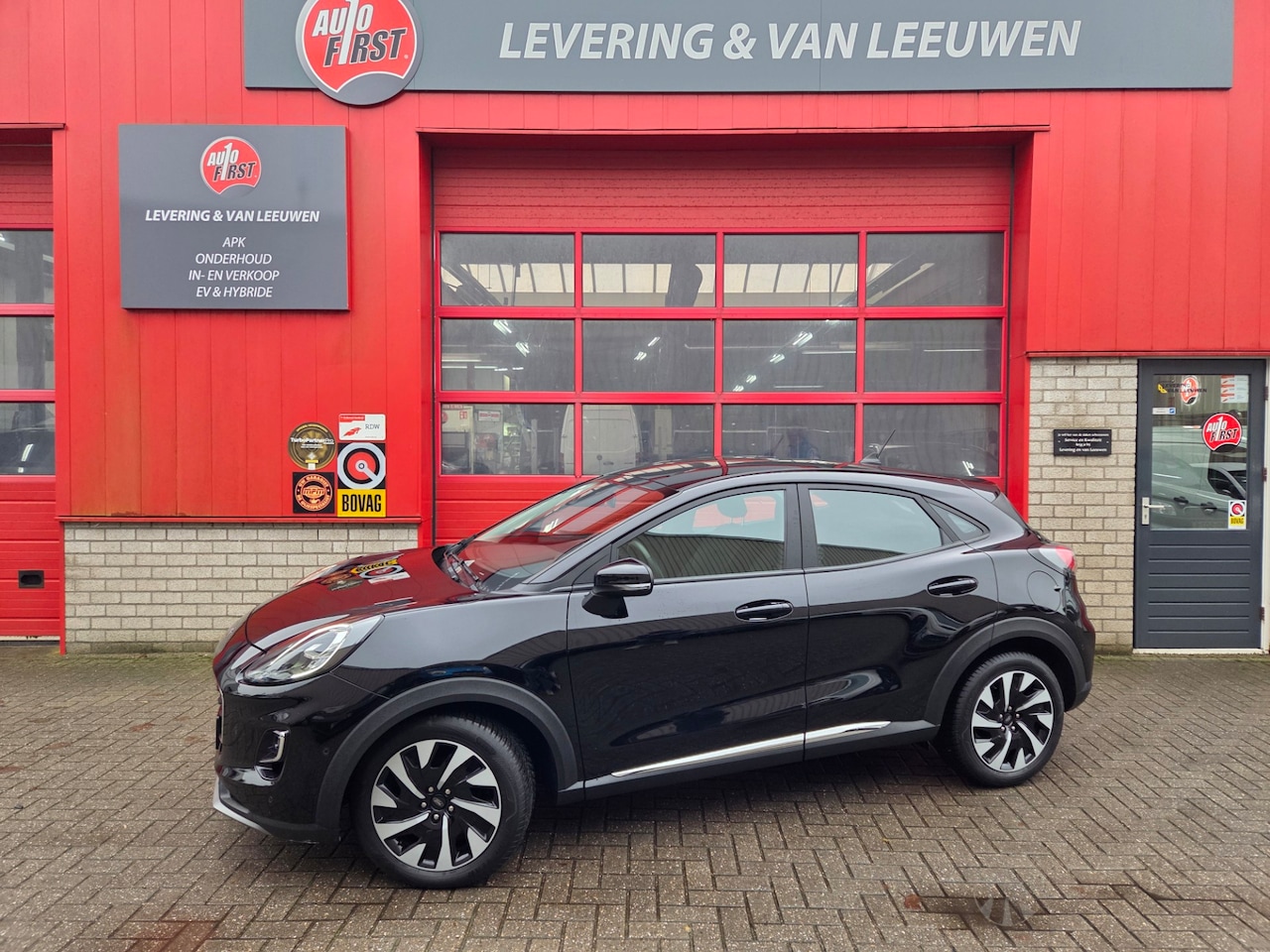 Ford Puma - 1.0 EcoBoost Hybrid Titanium Parkeersensoren V+A/ Navigatie/ Camera/ Apple carplay-android - AutoWereld.nl