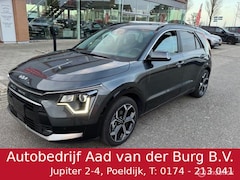 Kia Niro - 1.6 GDi Hybrid DynamicLine Edition Velgen 18 inch , Navigatie & Camera achter , Parkeerhul