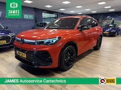 Volkswagen Tiguan - 1.5 eTSI R-Line Edition |Stoel/stuur verwarm|Massage stoelen|Panoromadak|Trekhaak|Winterwi