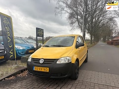 Volkswagen Fox - 1.4 Trendline AIRCO, ELEKR PAKKET, PDC, WEINIG KM/NAP, RADIO/CD, MET APK