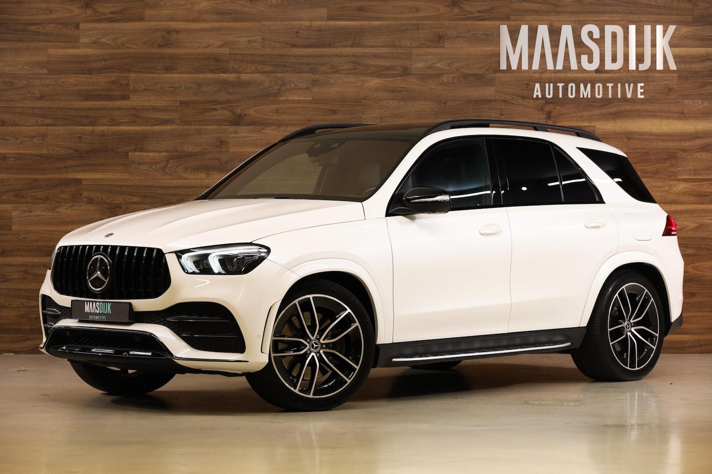 Mercedes-Benz GLE-Klasse - 350de 4MATIC|Schermen|Luchtvering|Pano|HUD|360| - AutoWereld.nl