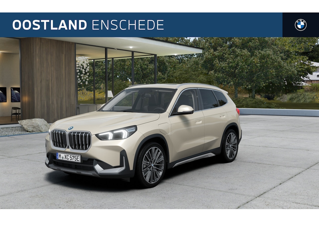 BMW X1 - xDrive25e xLine Automaat / Panoramadak / Sportstoelen / Achteruitrijcamera / Comfort Acces - AutoWereld.nl
