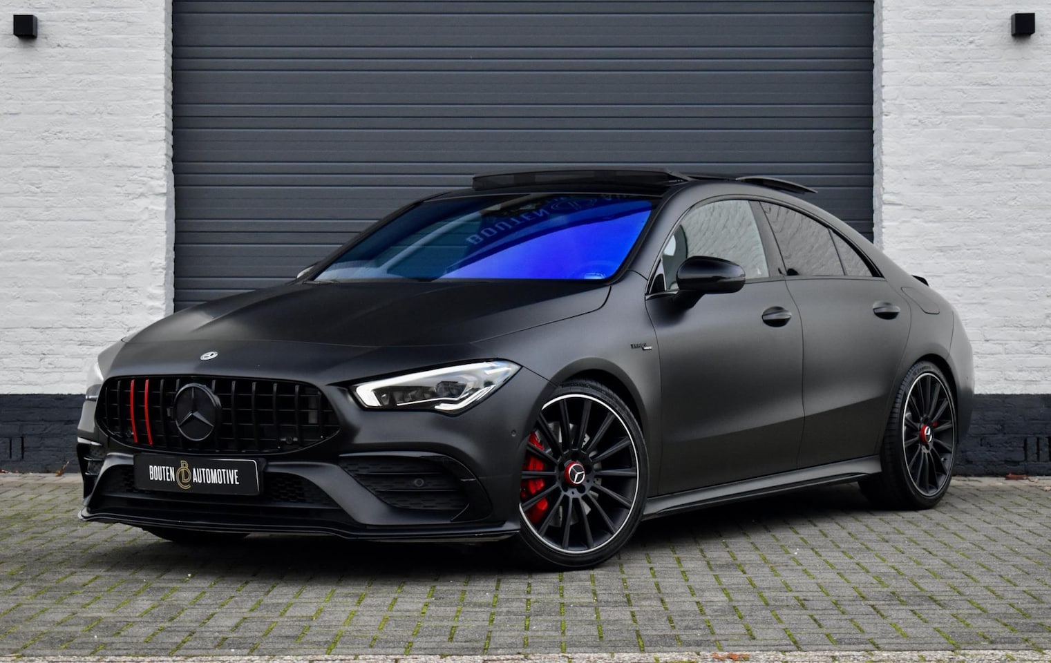 Mercedes-Benz CLA-Klasse - AMG 35 4MATIC Premium Plus | Pano | Wrap | Sfeer | Burmester | - AutoWereld.nl