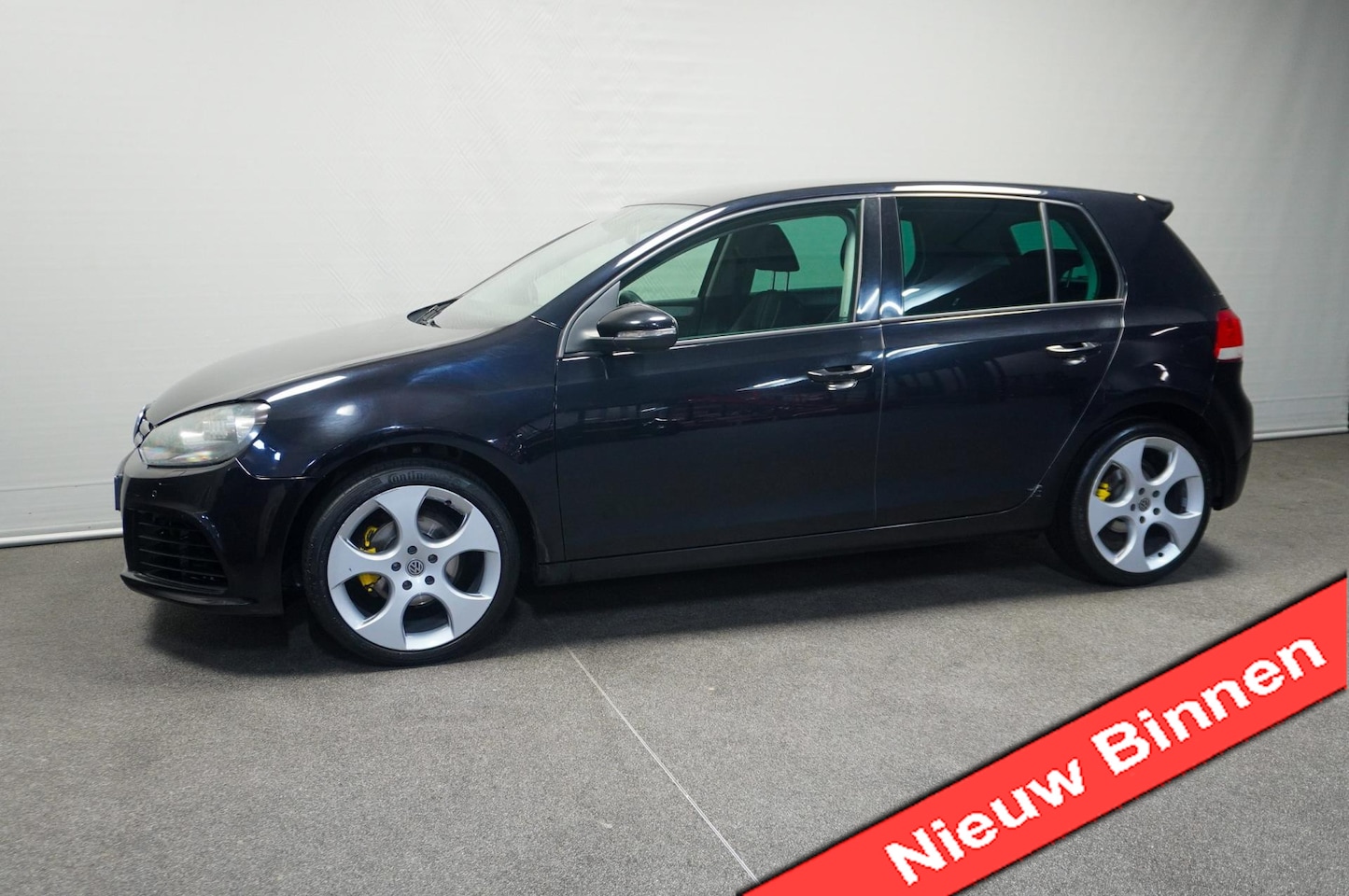 Volkswagen Golf - 1.2 TSI R-line uitgevoerd - AutoWereld.nl