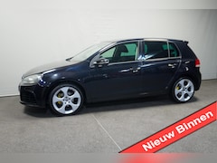 Volkswagen Golf - 1.2 TSI R-line uitgevoerd