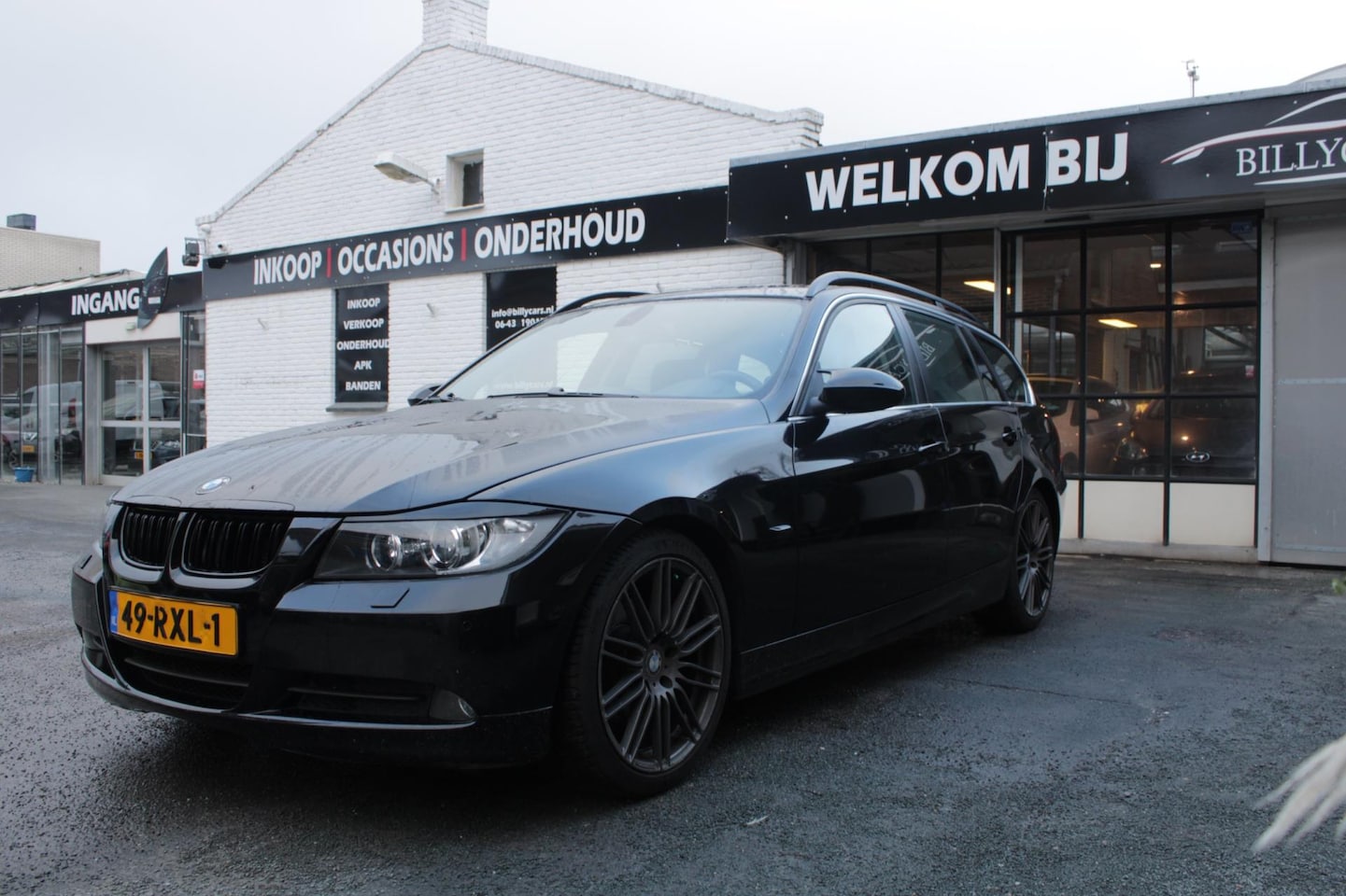 BMW 3-serie Touring - 325i Executive / Navi /AUTOMAAT / CruiseControl / Parkeersensoren - AutoWereld.nl