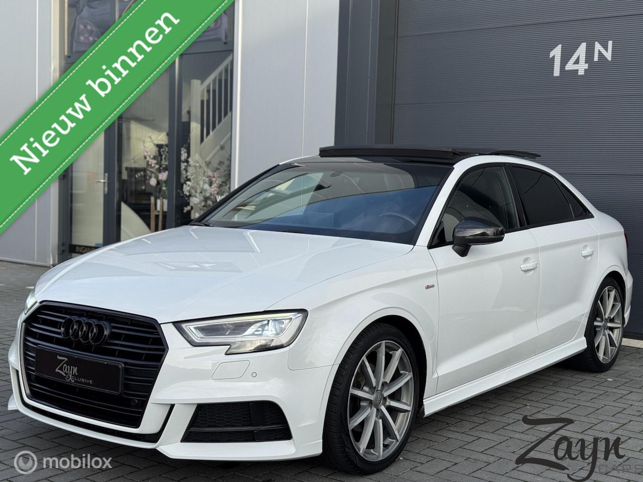 Audi A3 Limousine - 1.5 TFSI CoD Sport S Line Edition | Pano | - AutoWereld.nl