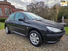 Peugeot 206 - 1.4 X-line 5-deurs *apk:12-2026
