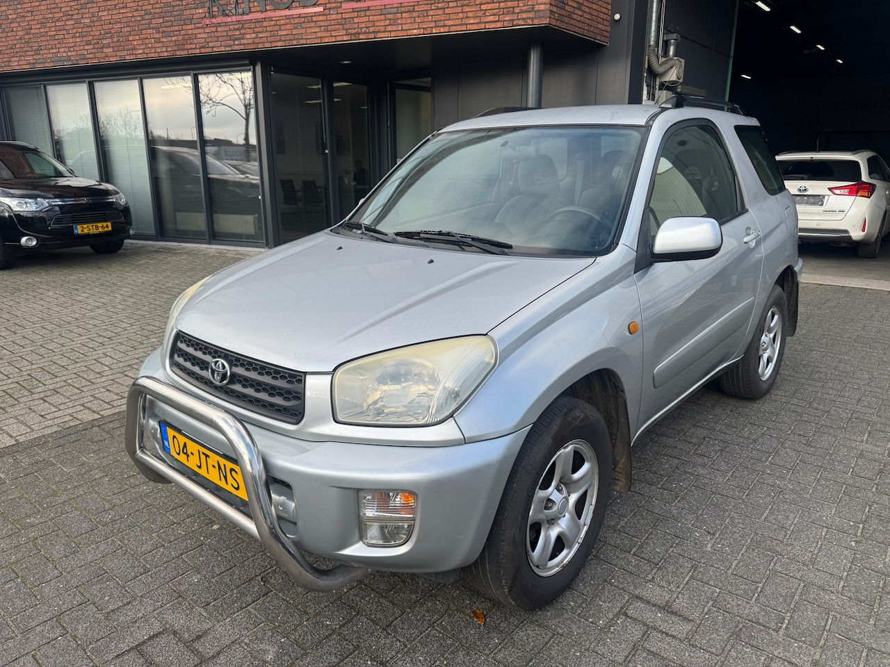 Toyota RAV4 - 1.8-16V VVT-i Luna AIRCO CRUISE PARKEERSENSOREN SUPER NETTE WAGEN - AutoWereld.nl