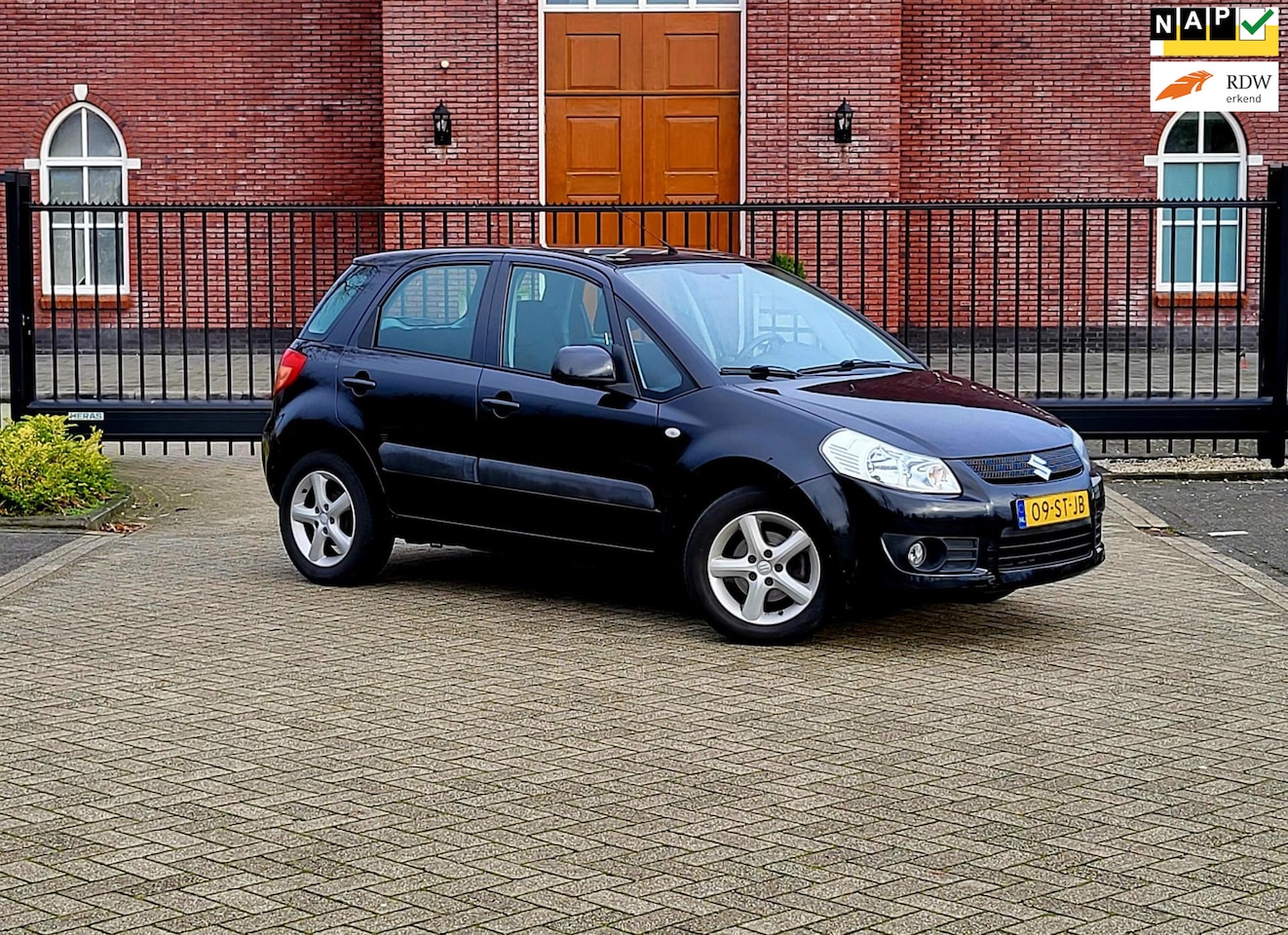 Suzuki SX4 - 1.6 Exclusive / Automaat / 1e Eigenaar / Airco / Nap / Trekhaak - AutoWereld.nl