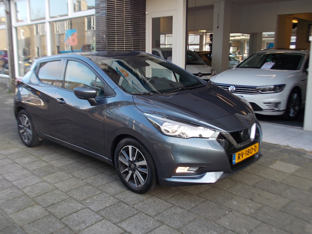 Nissan Micra - 0.9 IG-T Business Edition NAVI CRUISE CAMERA LM VELGEN TREKHAAK - AutoWereld.nl