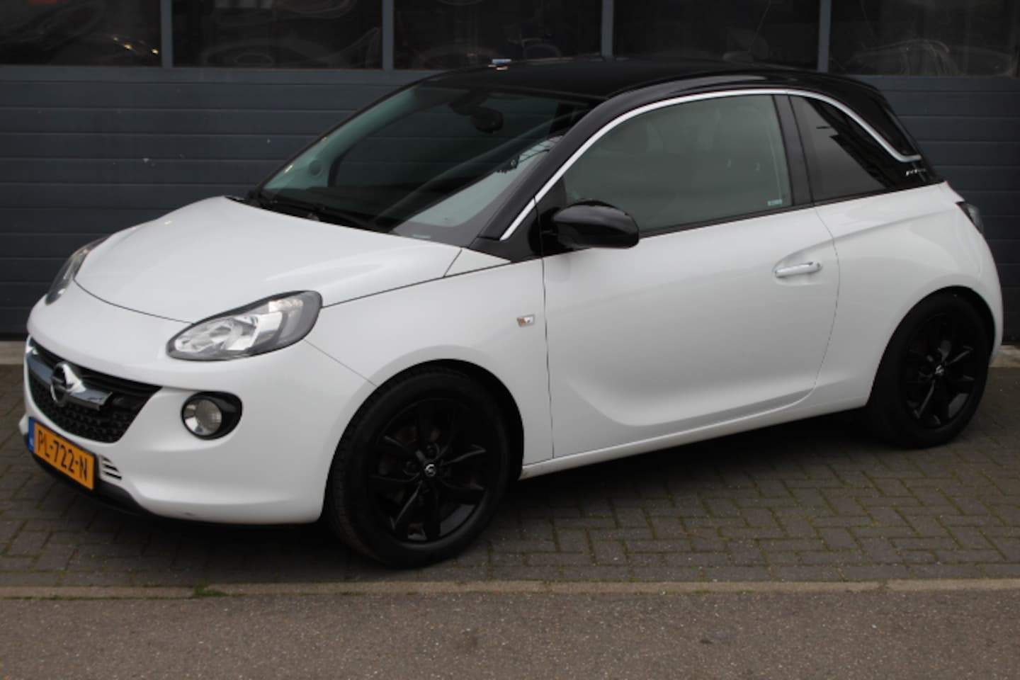 Opel ADAM - 1.0 Turbo Rocks Pano, Airco,Cruise, Bluetooth - AutoWereld.nl