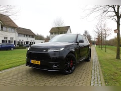 Land Rover Range Rover Sport - 3.0 P510e First Edition | Pano | Meridian | Luchtvering | 4 Wiel sturing | 360 Camera | Ma