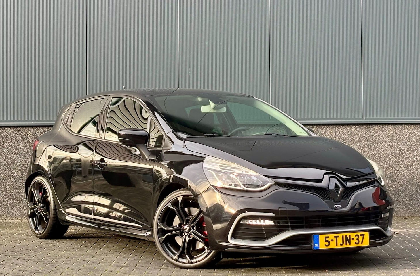 Renault Clio - 1.6 R.S. 240pk 363nm Origineel Nederlands - AutoWereld.nl