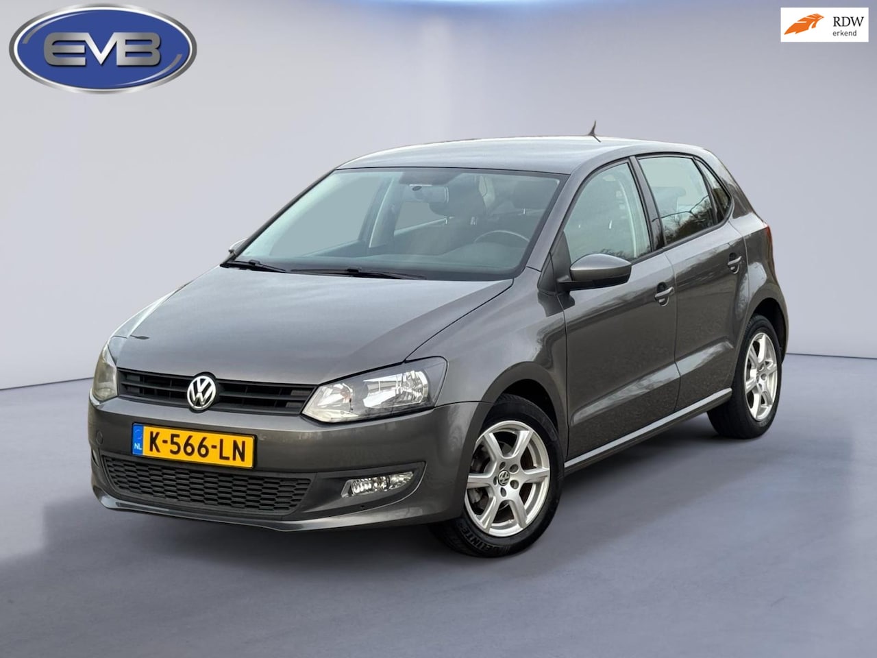 Volkswagen Polo - 1.2 TSI Sport line, 5 deurs, airco, navigatie, bleuthoot, lmv, nieuwe apk - AutoWereld.nl