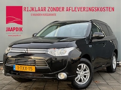 Mitsubishi Outlander - BWJ 2014 | 2.0 PHEV 203PK Bus. Edition | TREKHAAK | CLIMA | LEDER/STOF | CAMERA A | LICHTM