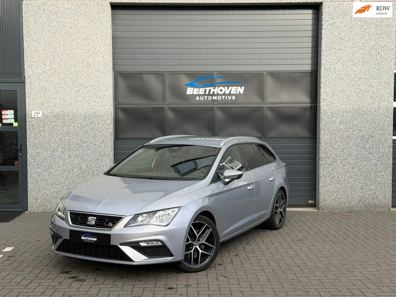 SEAT Leon ST - 1.4 EcoTSI FR Business Intense 1.4 EcoTSI FR Business Intense - AutoWereld.nl