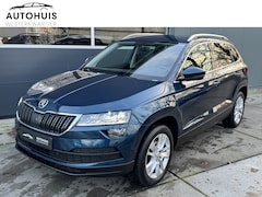 Skoda Karoq - 1.0 TSI 115pk H6 Business Edition Navigatie Stoelverwarming Trekhaak Camera