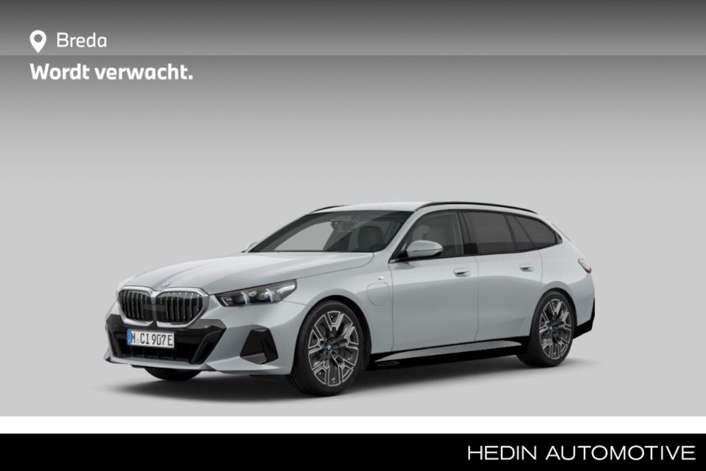 BMW 5-serie Touring - 530e | M-Sport | Trekhaak | Adaptieve LED-koplamp | Driving Assistant Plus | Parkeerhulpsy - AutoWereld.nl