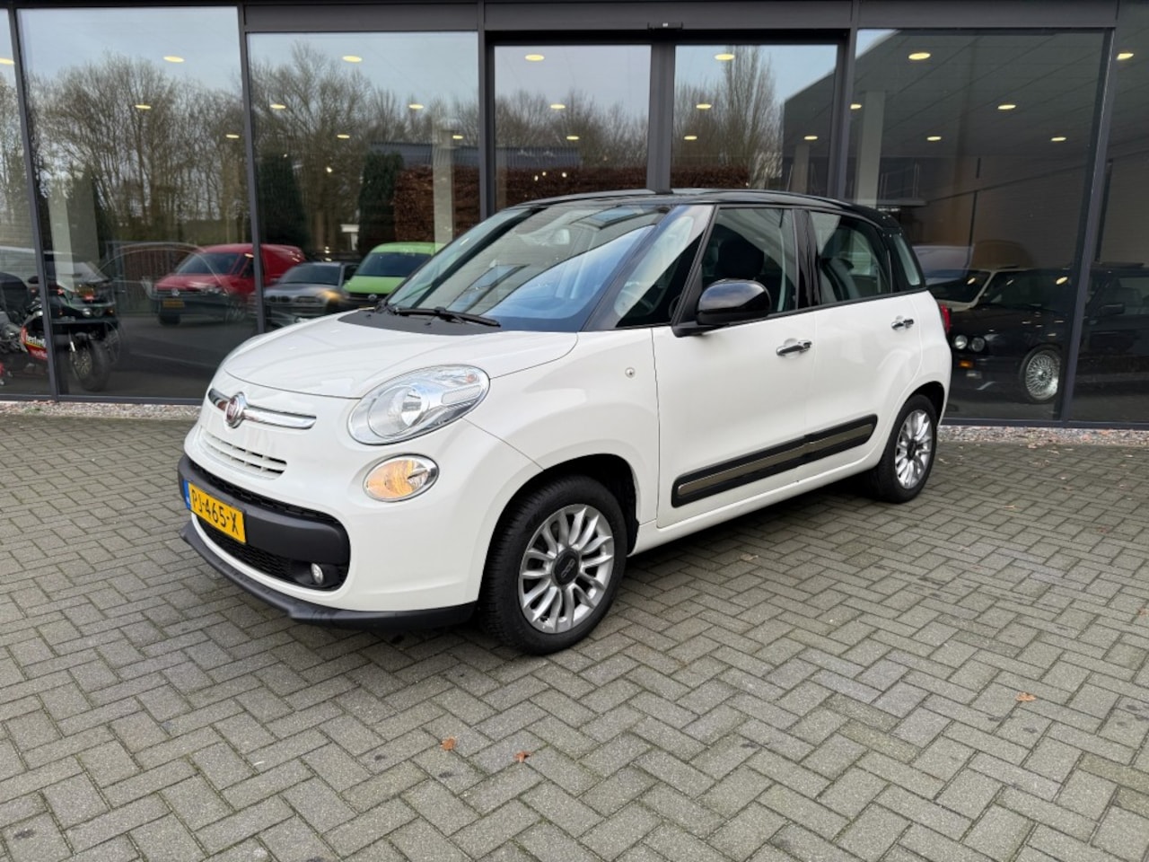 Fiat 500 - 0.9 TwinAir Lounge 0.9 TWINAIR LOUNGE,Pano,Clima,Cruise,PDC,Trekhk,LMV,Dealer OH - AutoWereld.nl