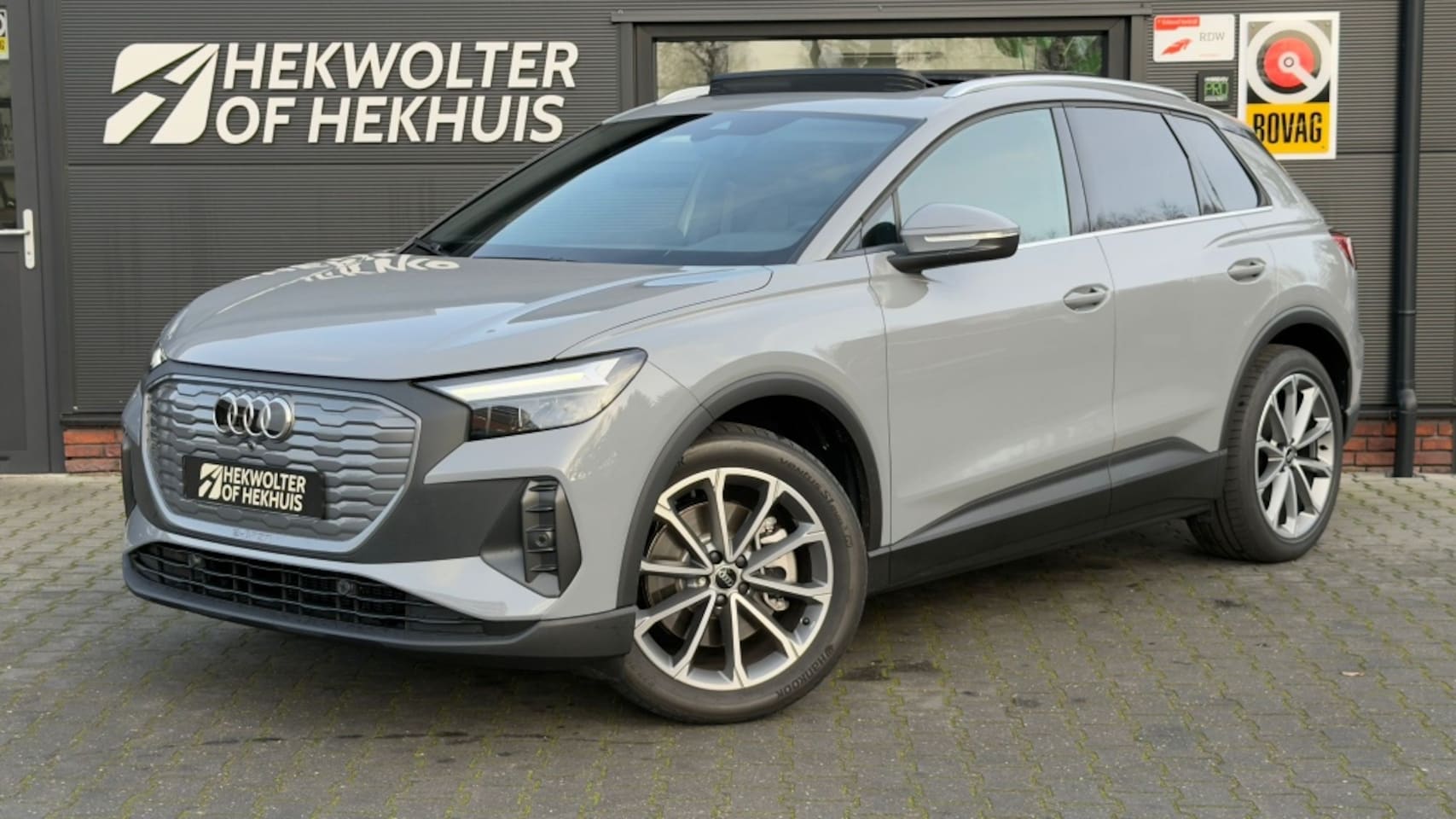 Audi Q4 e-tron - 45 e-tron S-Line | Panodak | Keyless | Memory | ACC | Camera - AutoWereld.nl