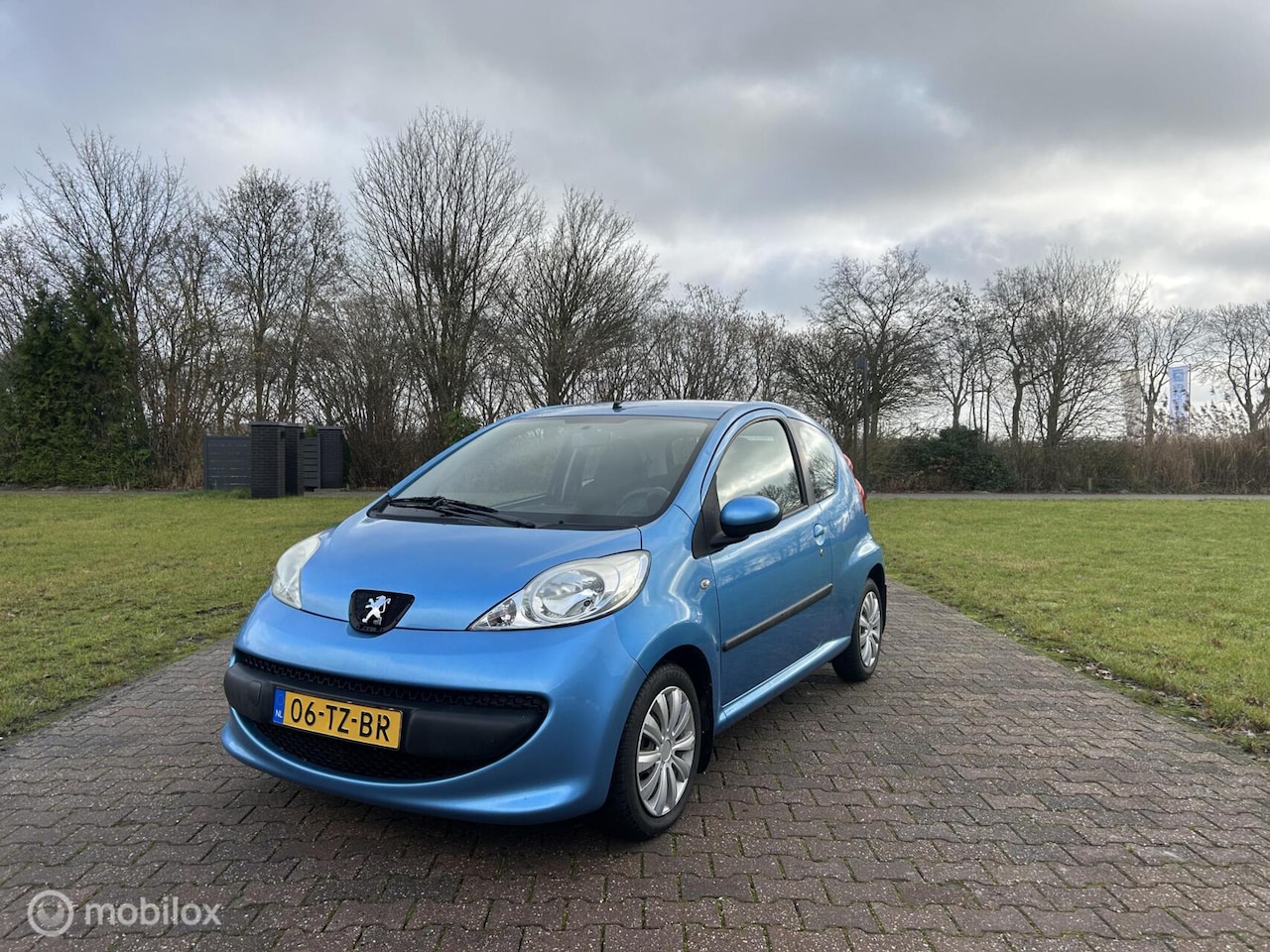 Peugeot 107 - 1.0-12V XS 1.0-12V XS - AutoWereld.nl