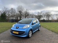 Peugeot 107 - 1.0-12V XS