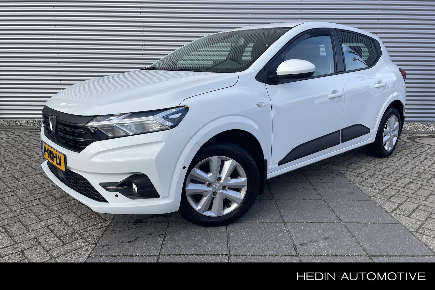 Dacia Sandero - 1.0 TCe 100 Bi-Fuel Essential 1.0 TCe 100 Bi-Fuel Essential - AutoWereld.nl