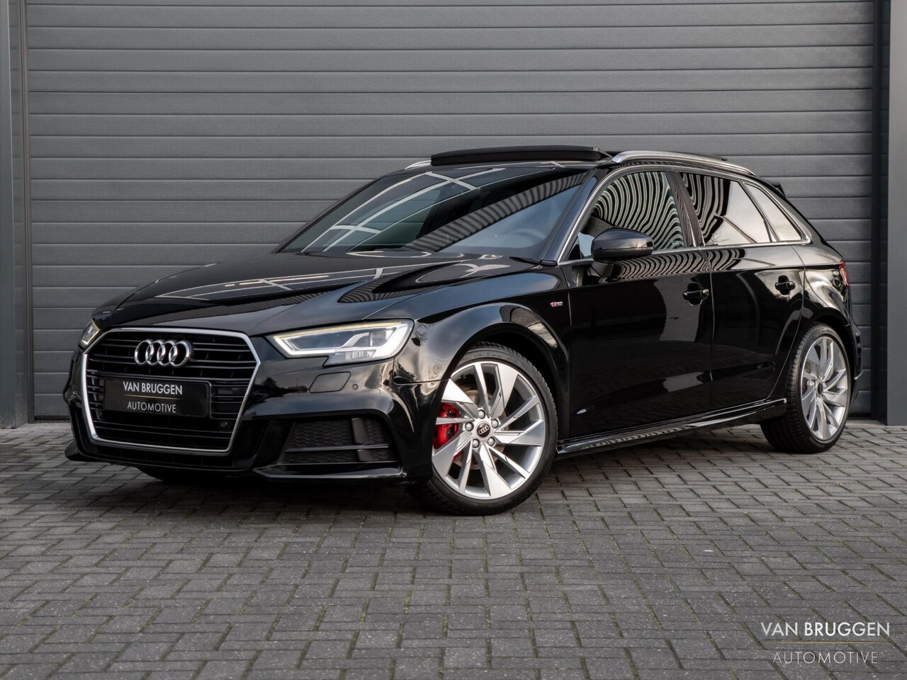 Audi A3 Sportback - 35 TFSI S-Line Pano Virtual NAP Automaat 18" - AutoWereld.nl
