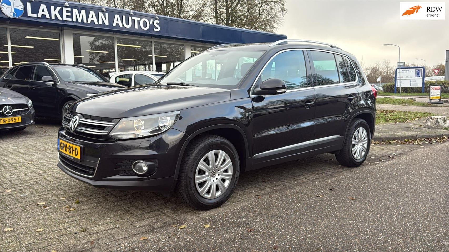 Volkswagen Tiguan - 1.4 TSI Sport&Style Navi Camera Automaat Blackline Huurkoop Inruil APK Garantie - AutoWereld.nl