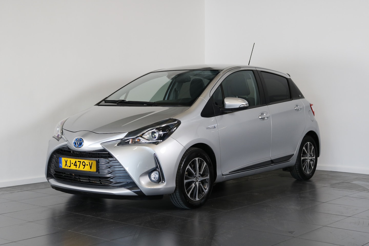 Toyota Yaris - 1.5 Hybrid Y20 1.5 Hybrid Y20 - AutoWereld.nl