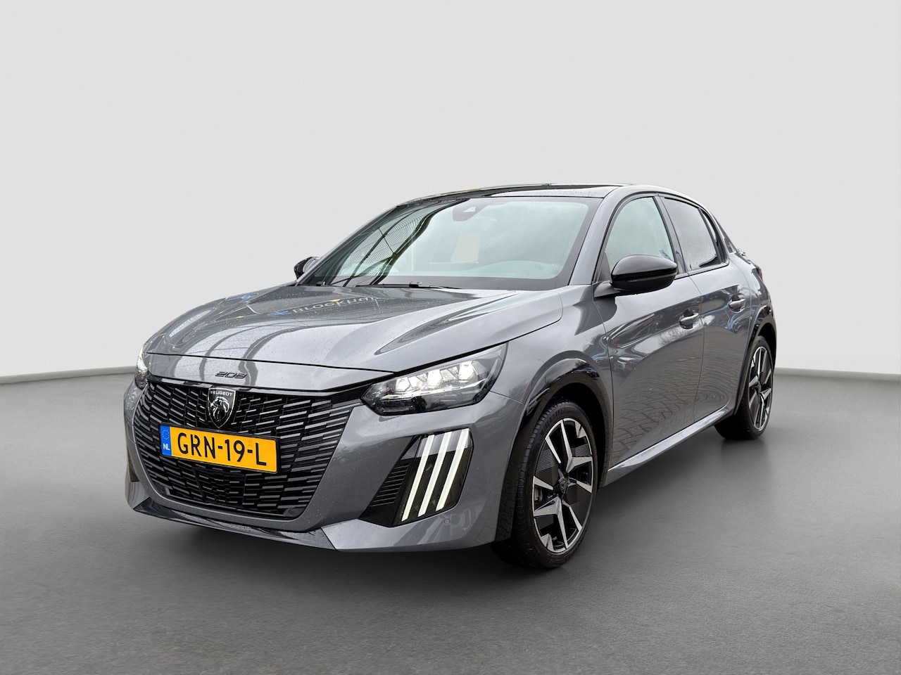 Peugeot 208 - Hybrid 100 e-DCS6 GT Camera | Full LED | Parkeersensoren | Full map navigatie | Climate co - AutoWereld.nl