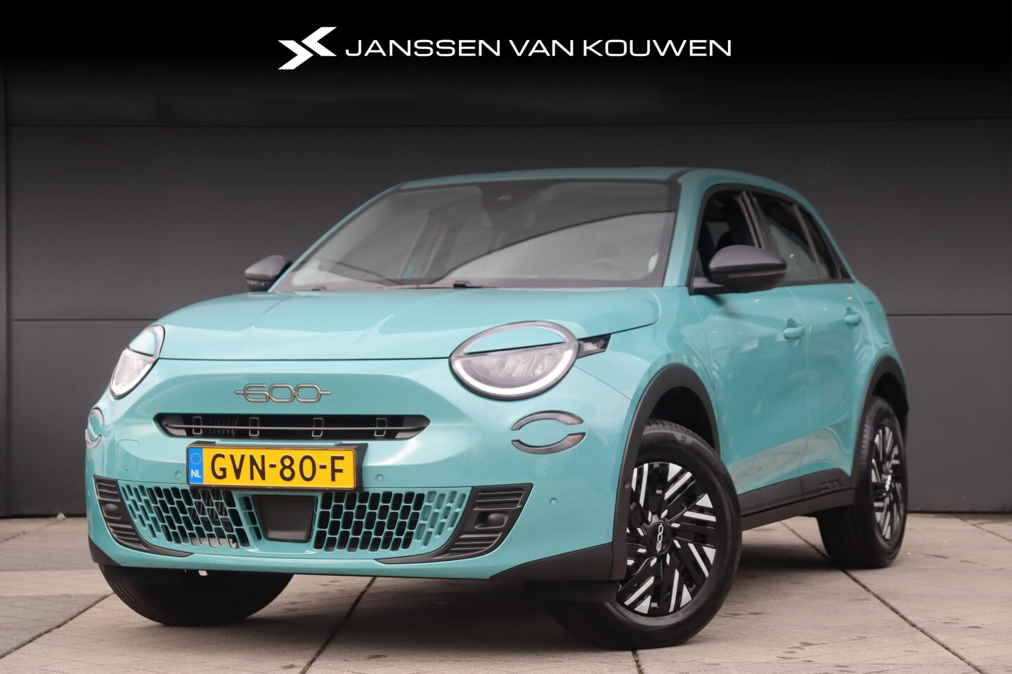 Fiat 600 - 1.2 Hybrid Urban Automaat Keyless Achteruitrijcamera Climate Control - AutoWereld.nl