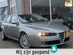 Alfa Romeo 159 Sportwagon - 2.2 JTS Distinctive - Clima - Cruise - 6 Bak