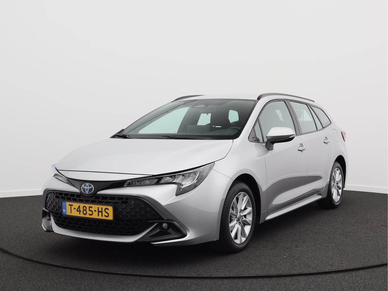 Toyota Corolla Touring Sports - Hybrid 140 Active/ lage km/ zeer mooi! - AutoWereld.nl