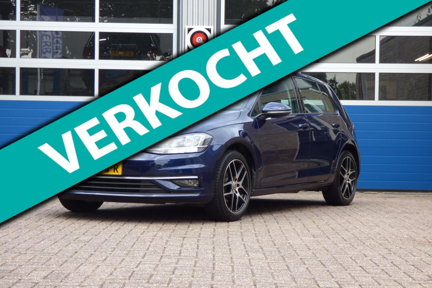 Volkswagen Golf - 1.0 TSI Comfortline 1.0 TSI Comfortline - AutoWereld.nl